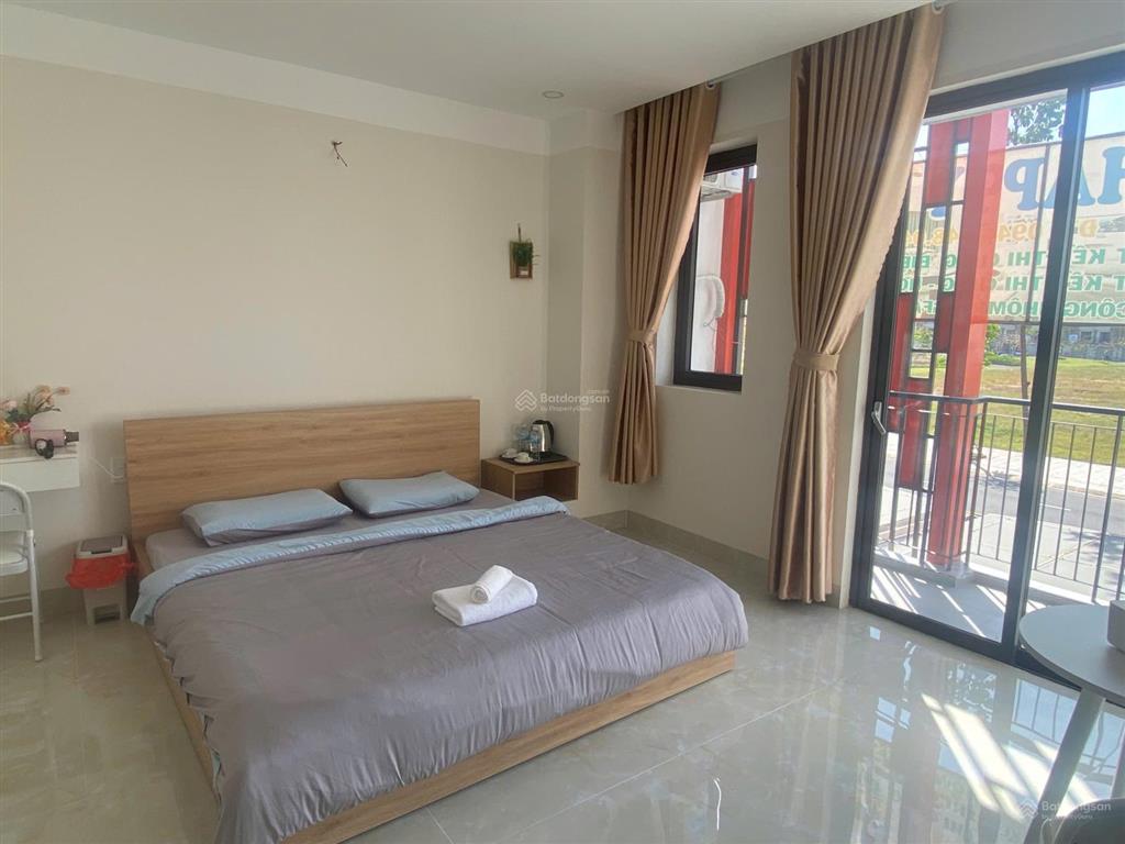 Cho thuê nhà nguyên căn sun casa central vsip ii 4pn giá chỉ 13.5 triệu ( bao phí ql), rẻ nhất khu