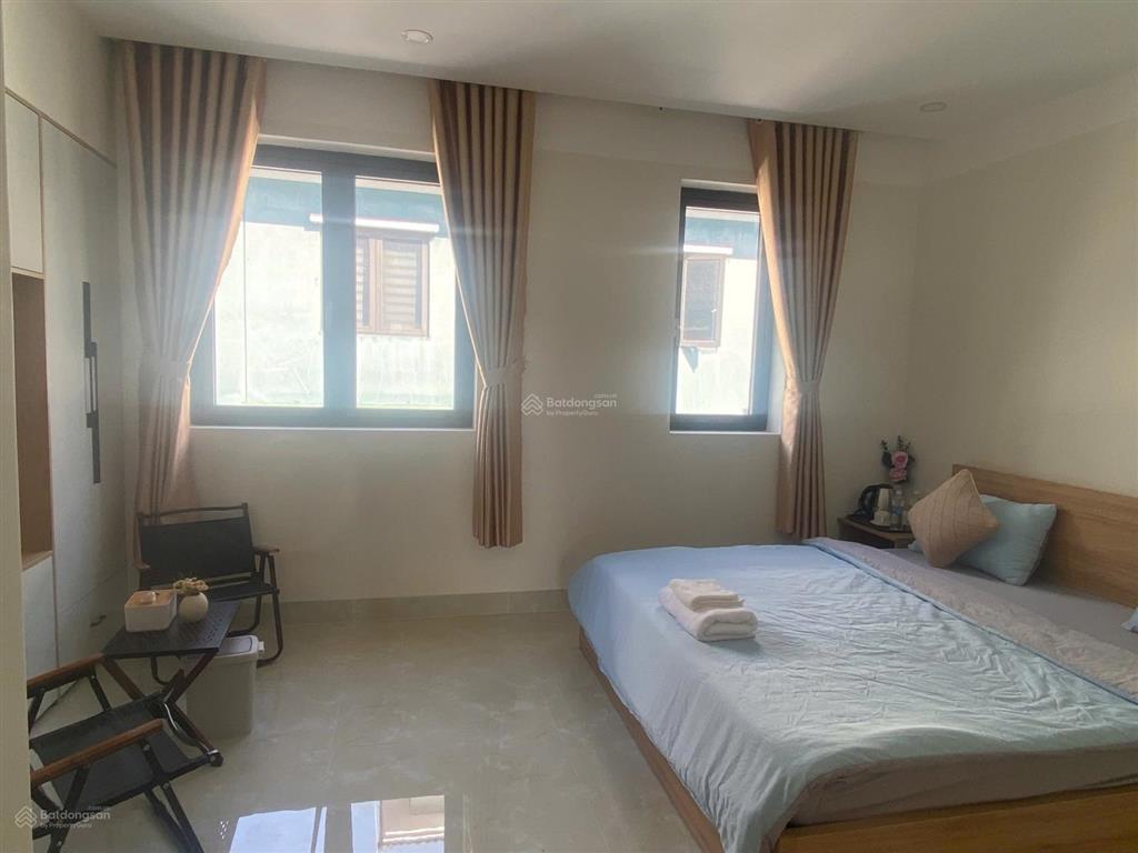 Cho thuê nhà nguyên căn sun casa central vsip ii 4pn giá chỉ 13.5 triệu ( bao phí ql), rẻ nhất khu