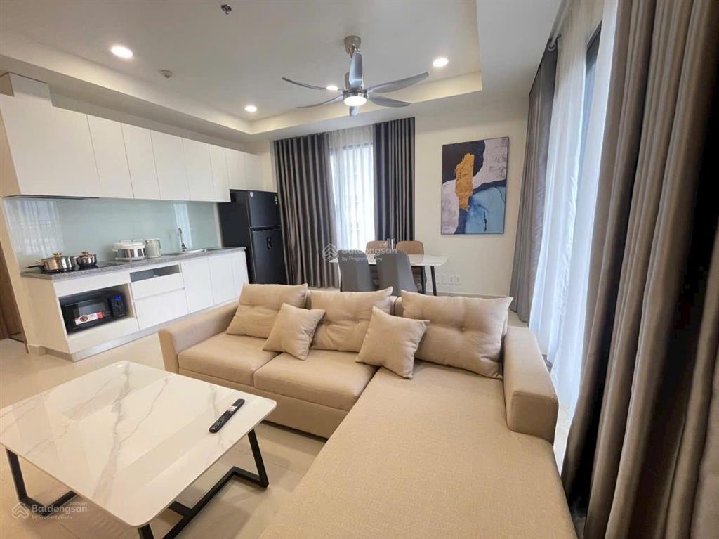 Cho thuê căn hộ the glory 69m2,2pn view hồ bơi giá 16.5 triệu ( bao phí quản lý )