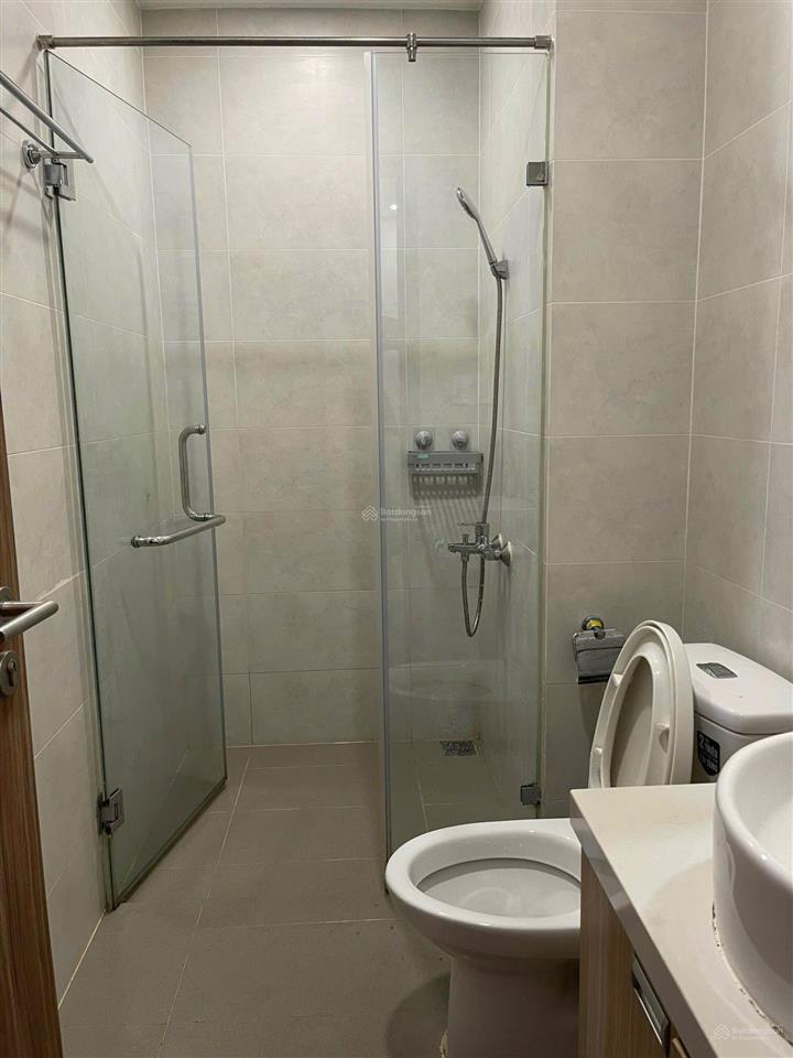 Bán căn hộ 2pn, 2wc view hồ bơi có sẵn hợp đồng thuê 10,5 triệu  tp mới bình dương