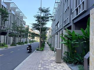 Bán nhà liền kề the orchard sycamore 1 trệt 2 lầu,1 mái giá 9 tỷ 8 all  cho thuê lại từ 40 triệu
