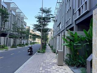 Bán nhà liền kề 1 trệt 2 lầu, 1 mái the orchard  sycamore giá 9 tỷ 8 all in