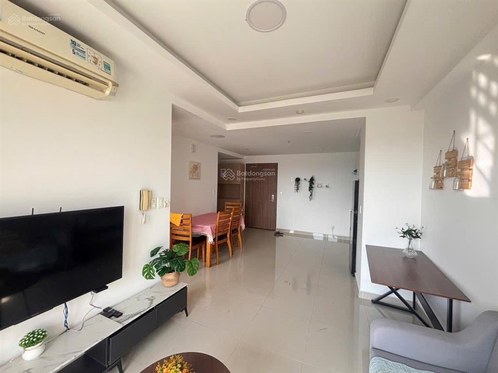 Bán căn hộ midori park the view 51m2 tầng cao giá 1 tỷ 9 all in  có sẵn hđ thuê 9.5 triệu