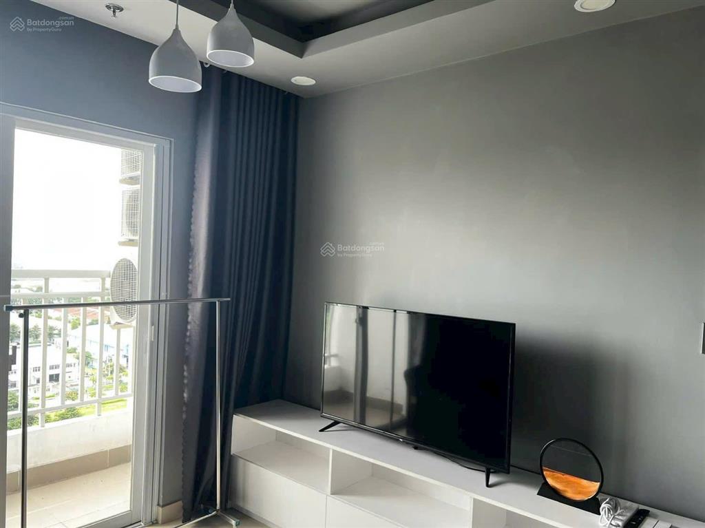 Cho thuê căn hộ the view 2pn, 2wc, 61m2, căn góc, giá 12 triệu  tầng cao