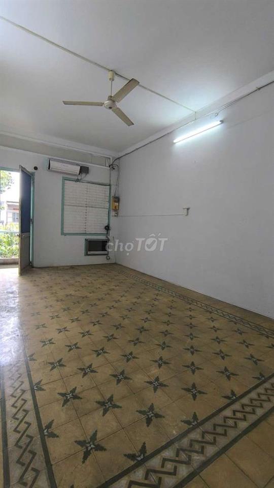 Cần cho thuê nhà nguyên căn hộ ( LẦU 2 ) Trần Quang Khải Quang Khải Q1