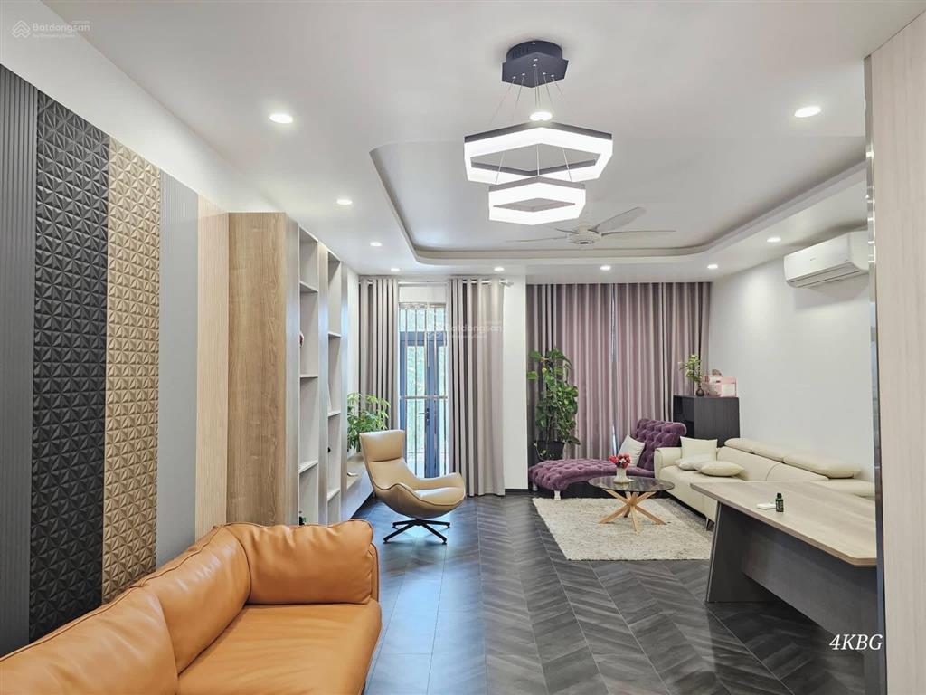 Bán gấp liền kề ở nguyễn cơ thạch, phường cầu diễn, quận nam từ liêm, 23,6 tỷ.