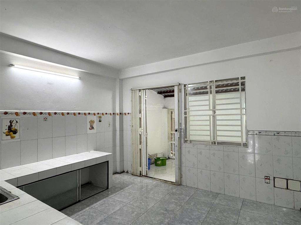 Cho thuê nhà lầu kdc hưng phú cty8, 3 phòng ngủ, gần chung cư cara river park