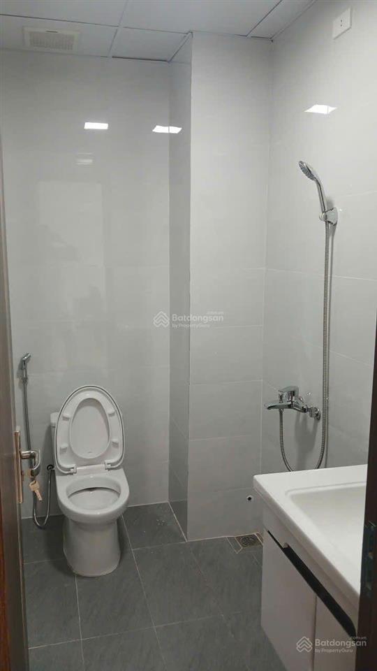 Cho thuê phòng trọ ccmn 7 tầng mới xây, việt hưng, quận long biên.