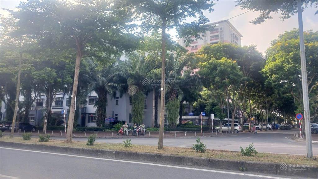 Cho thuê căn hộ cao cấp view ban công thoáng mát, việt hưng, quận long biên, hà nội