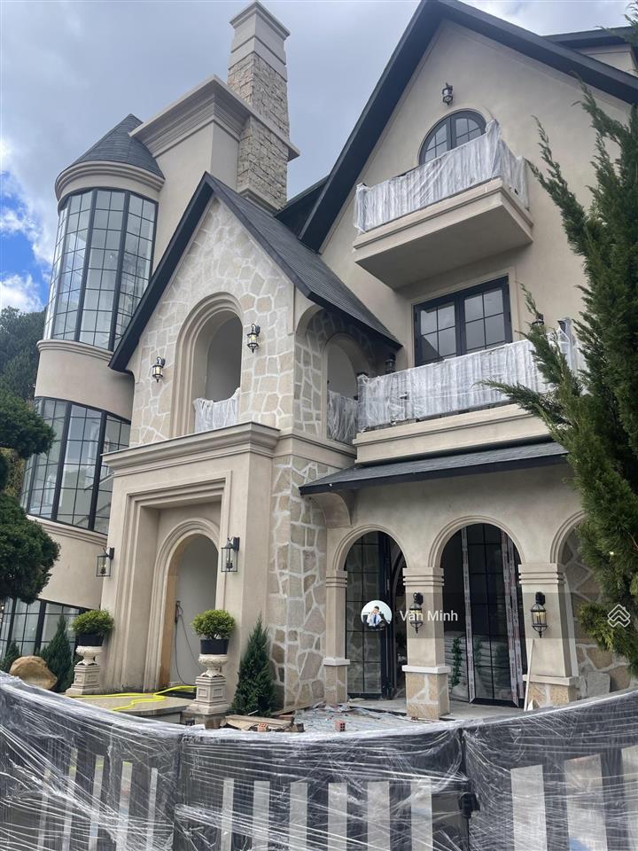 Biệt thự lens an sơn đà lạt 300m2, hoàn công, lưng tựa rừng thông, chuẩn sống cao cấp