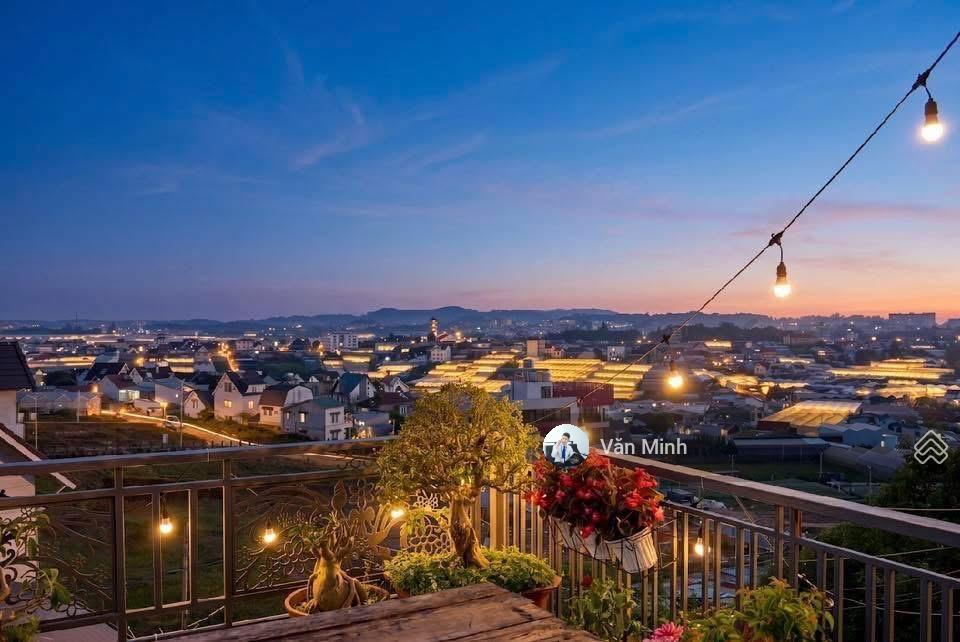 Giảm sốc 800tr, nhà view 2 mt hiếm phù đổng thiên vương 6pn, full nội thất cao cấp, sổ hoàn công