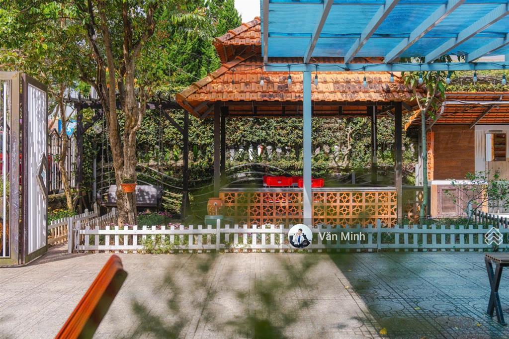 Homestay sân vườn kqh yersin 8pn sức chứa 20 người, 2,5tr/ngày, 500m ra hồ xuân hương