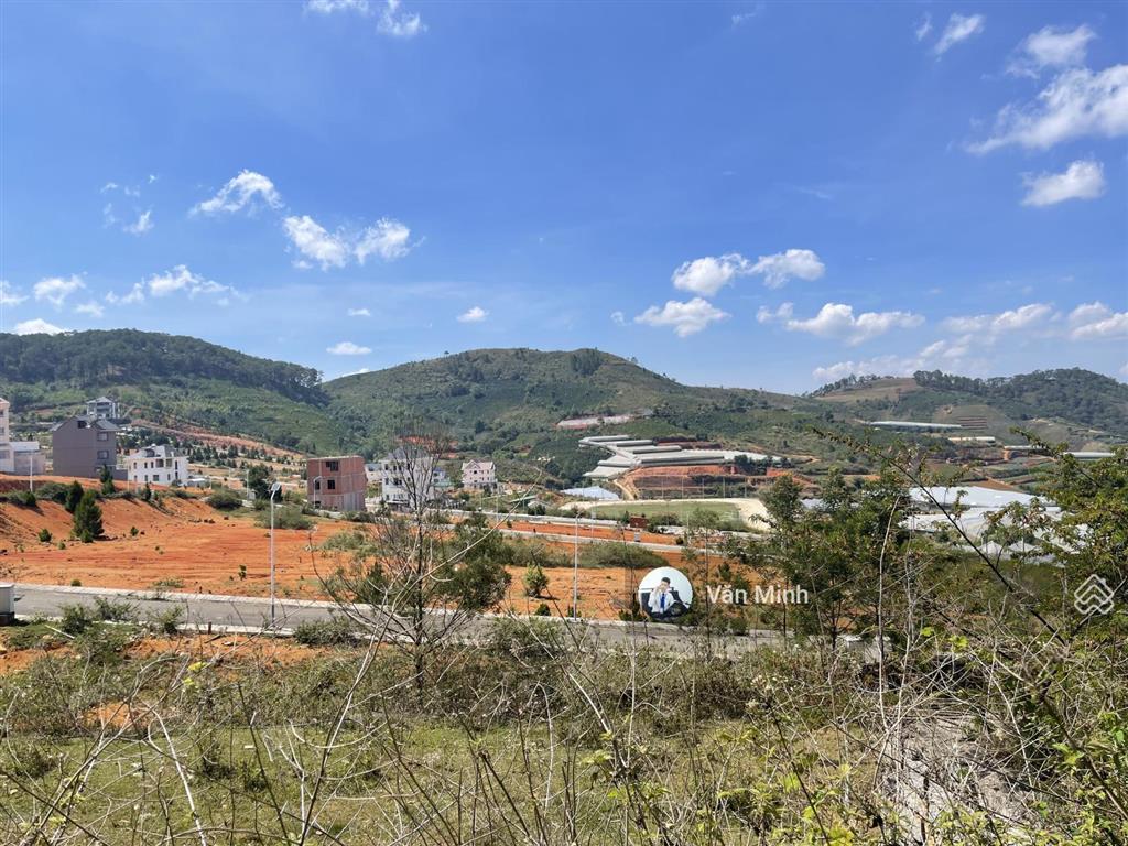 Đặc biệt rẻ, mặt tiền kđt vạn xuân langbiang town 106,9m2, đối diện rừng thông 33.000 ha