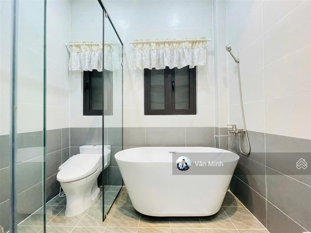 Bán nhà mới kqh mạc đĩnh chi, p. xuân hương, đà lạt  80m2, 4pn 5wc, full nội thất cao cấp