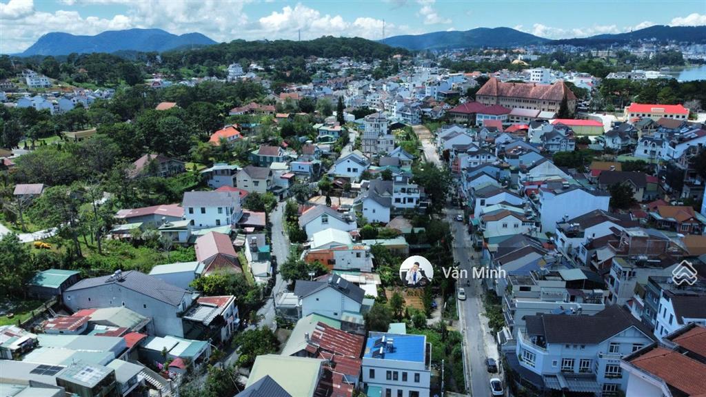 Bán đất tặng nhà 236m2 srxd hẻm nhựa nguyễn trãi, p. xuân hương  đà lạt, 3 phút ra hồ xuân hương