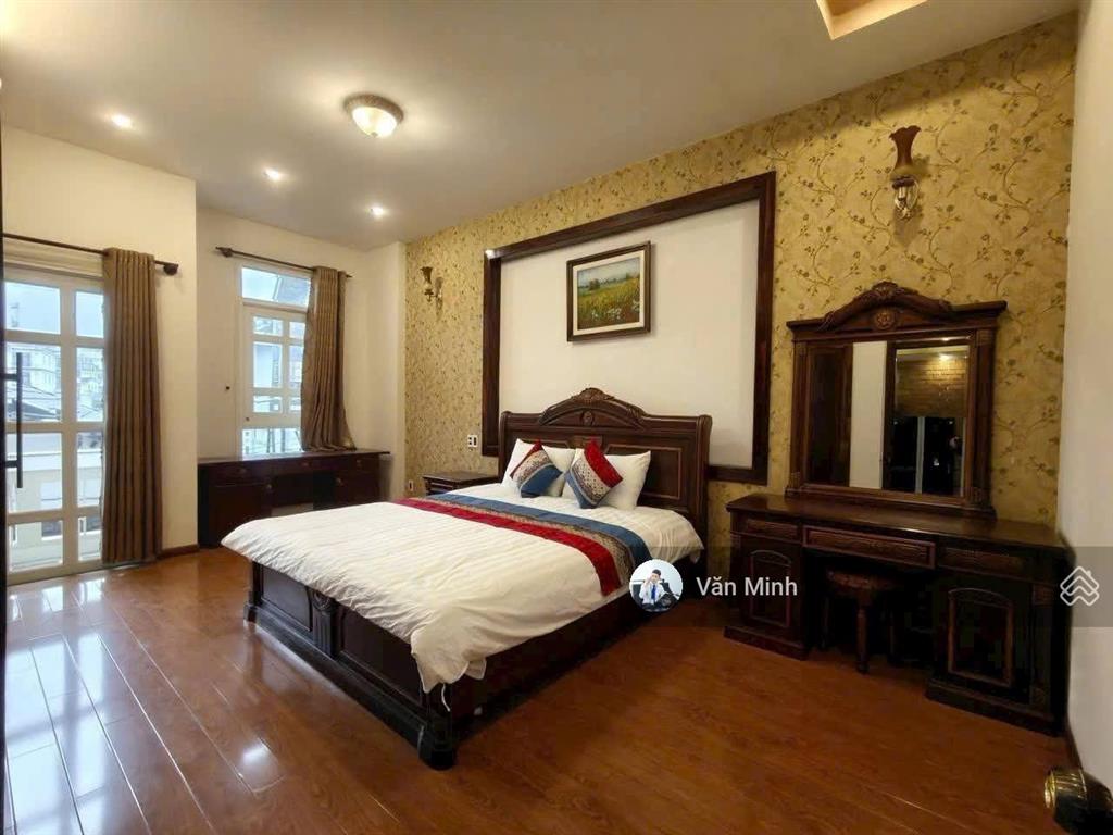 Villa 294m2 kqh yersin, 700m ra hồ xuân hương, 7pn, kiến trúc sang trọng, thi công cao cấp 30 tỷ