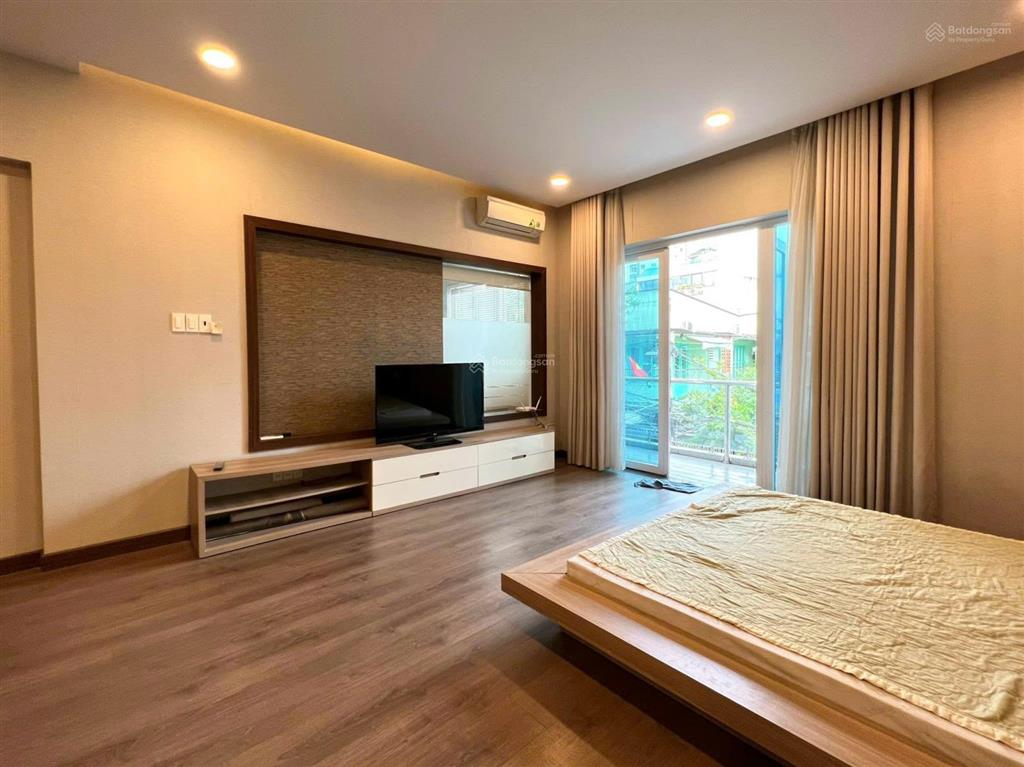 Chính chủ bán biệt thự đường hoàng văn thụ, phường 8, quận phú nhuận. diện tích 8x20m giá 27 tỷ