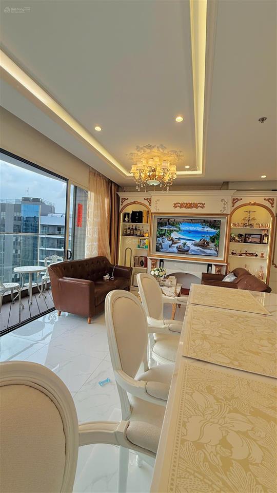Chính chủ bán căn 3 phòng ngủ, view hồ bơi dự án khu diamond centery, full nội thất cao cấp, ở ngay