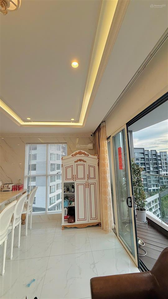 Chính chủ bán căn 3 phòng ngủ, view hồ bơi dự án khu diamond centery, full nội thất cao cấp, ở ngay