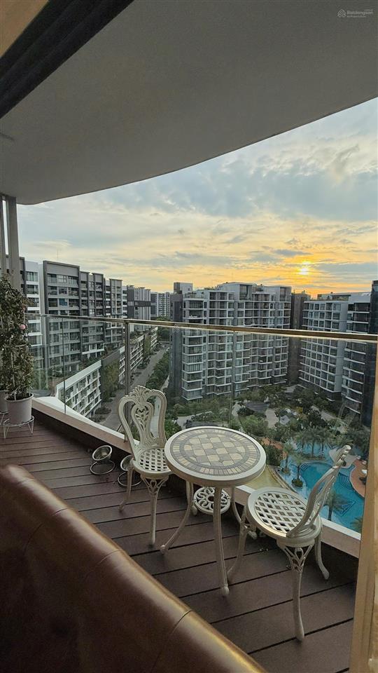 Chính chủ bán căn 3 phòng ngủ, view hồ bơi dự án khu diamond centery, full nội thất cao cấp, ở ngay