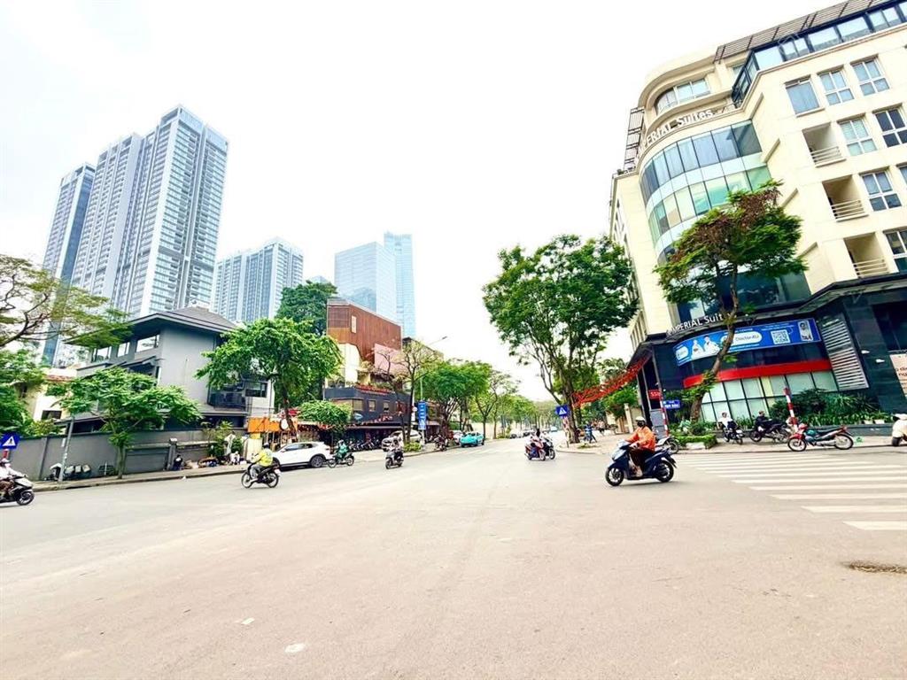 Mặt phố vạn phúc ba đình, 52m2x5t vỉ hè rộng sổ vuông 32.5 tỷ