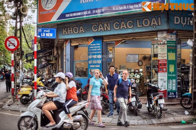 Chỉ 12.5 tỷ, có nhà 5 tầng phố cổ hàng đồng, 14m2 mt 3.8m vuông 1 sổ riêng