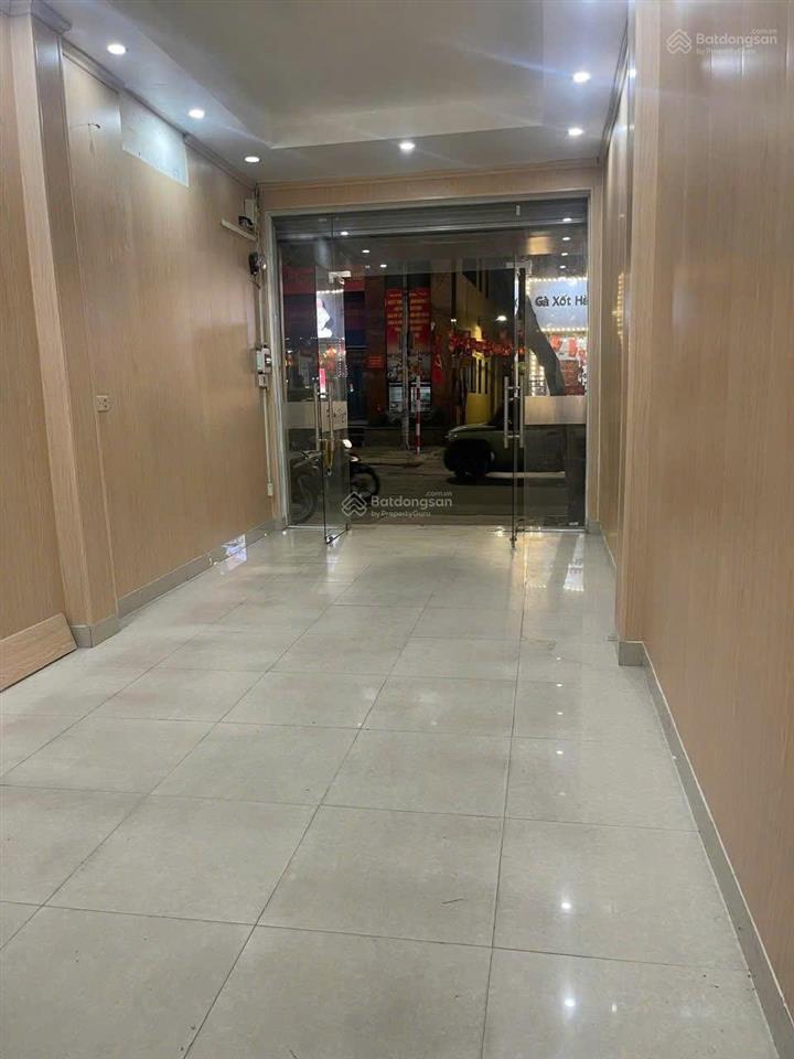Cho thuê căn mặt phố thụy khuê, 50m2 mt 4.4m, giá 18tr/th