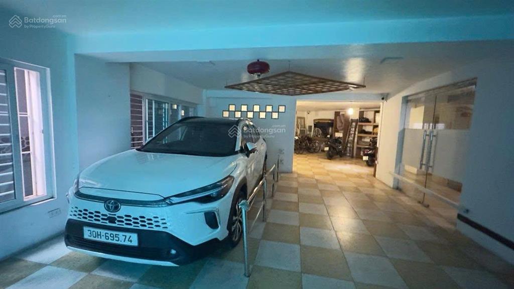 Bán gấp tòa nhà nguyễn đình thi, vỉ hè ô tô tránh đỗ, 7t thang máy 180m2 mt9m 70 tỷ