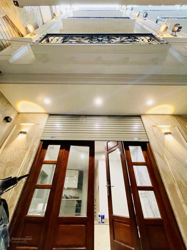 Bán nhà hoa lư hai bà trưng, gần phố 42m2 x 5 tầng thang máy mt 4.9m giá 14 tỷ
