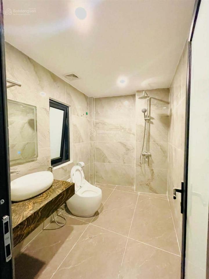 Bán nhà hoa lư hai bà trưng, gần phố 42m2 x 5 tầng thang máy mt 4.9m giá 14 tỷ