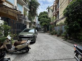 Nhà phân lô liễu giai ba đình, đường ô tô tránh đỗ 66m2 mt 4.6m 25 tỷ