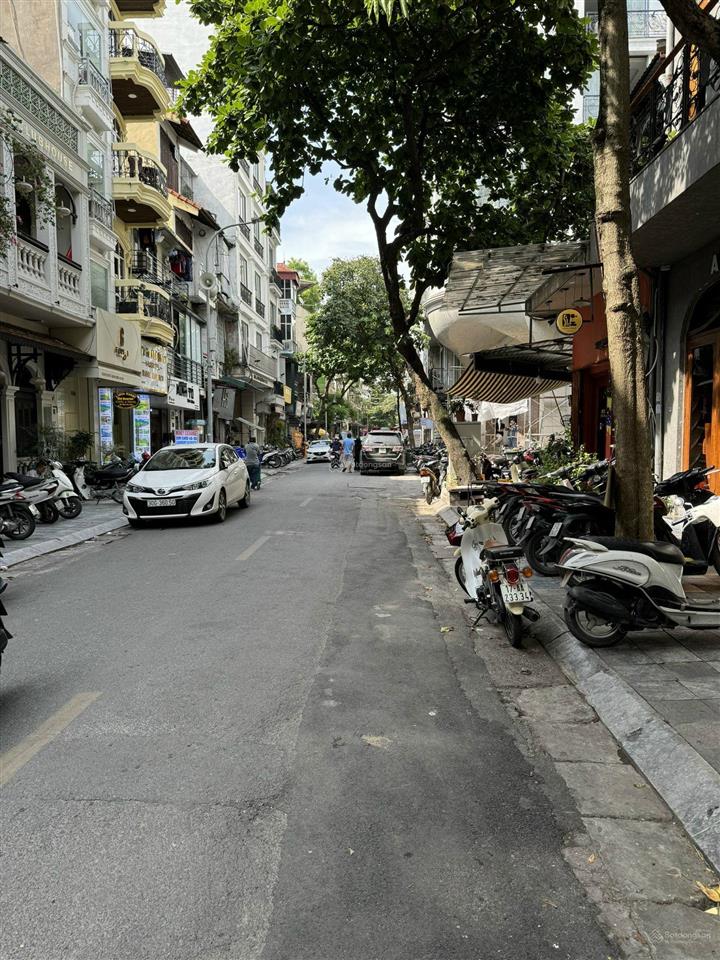 Bán nhà mặt phố hàng phèn, 1 chủ 1 sổ 79m2 3t 79 tỷ