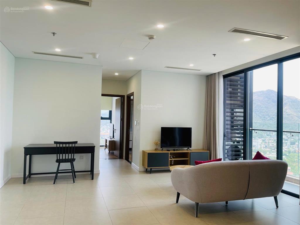 Chủ nhà giải quyết công việc cần bán nhanh căn scenia bay nha trang căn hộ đẹp 2 ngủ view trực biển