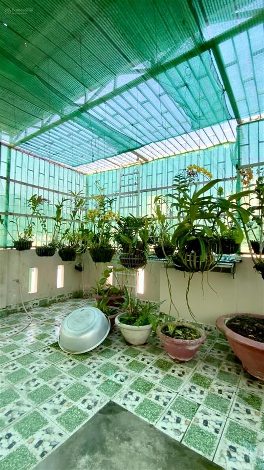 Nhà 3 tầng 2 mặt đường hẻm phạm văn đồng  tầng 3 view thấy biển, ôtô đậu cửa  xây kiên cố thoáng