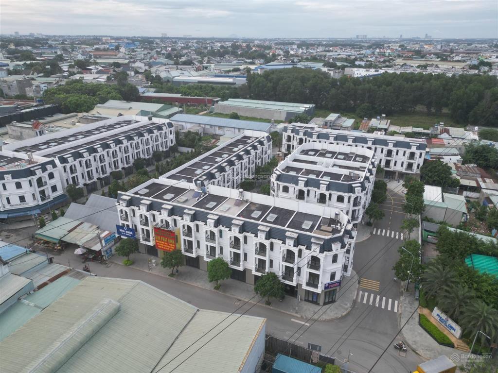 Bán nhà phố phước điền bình chuẩn giá chỉ 4,6 tỷ để sở hữu