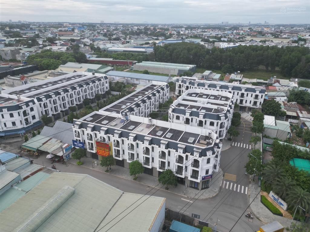 Bán nhà phố phước điền đã hoàn công đầy đủ chỉ việc dọn vô ở