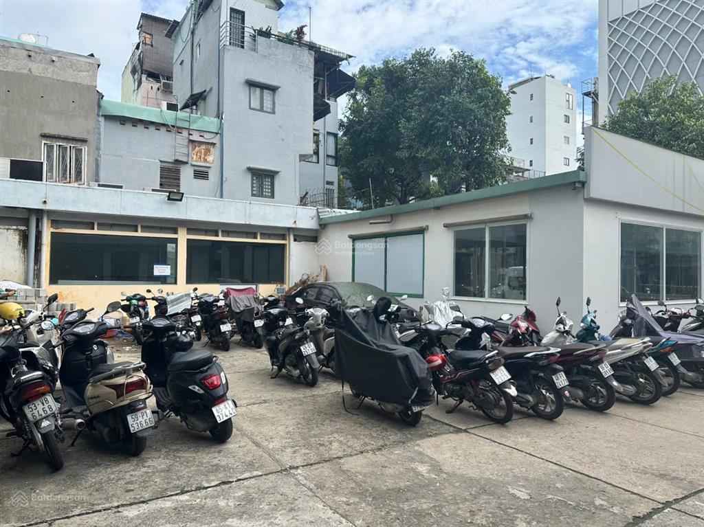 Cho thuê mặt tiền kinh doanh mạc đỉnh chi, dtsd 145m2