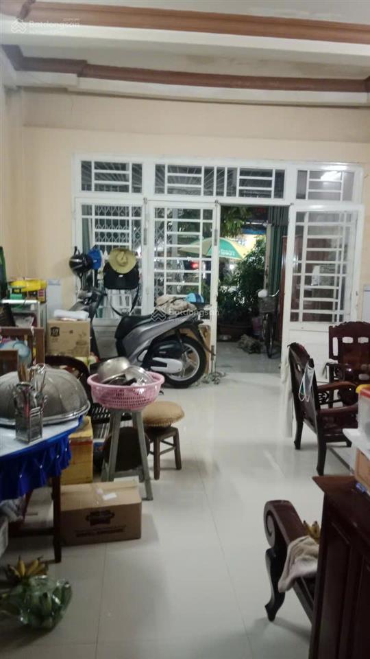 Cho thuê nhà mt hà hoàng hổ khu kinh doanh sầm uất. dt 5x14 trệt, 1 lầu giá 14 triệu  0907 268 ***
