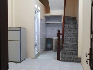 Cho thuê nhà nguyên căn giá rẻ số 234 phố chợ khâm thiên phường văn miếu quốc tử giám