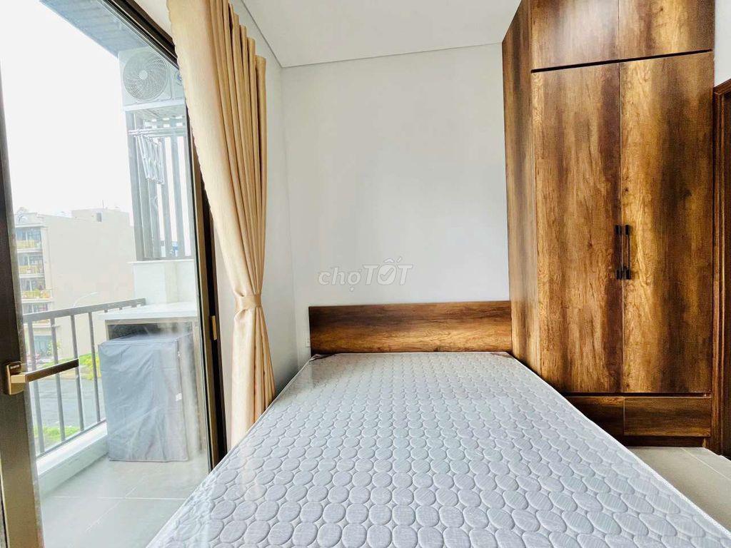 CĂN HỘ KHU ĐÔ THỊ FPT, MÁY GIẶT RIÊNG, BAN CÔNG LỚN