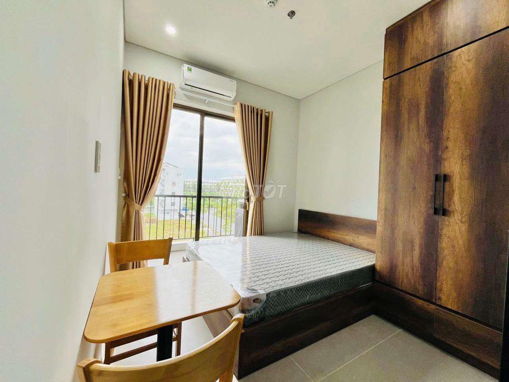 CĂN HỘ KHU ĐÔ THỊ FPT, MÁY GIẶT RIÊNG, BAN CÔNG LỚN