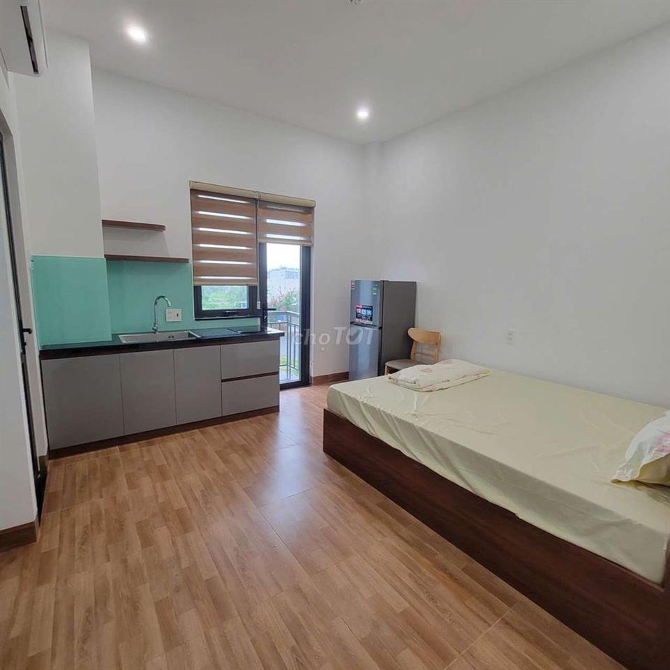 Căn Hộ Khu FPT, có Ti vi, Balcony, giá 4,2 million