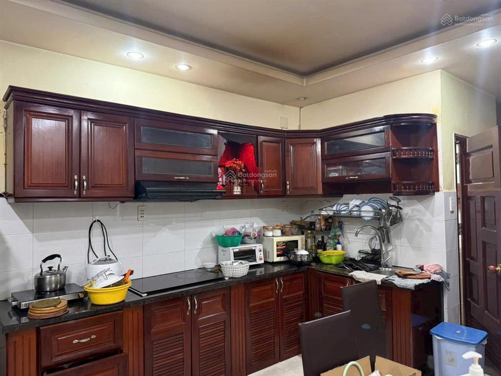 Quá ngon  nhà 5 tầng đường nhựa ô tô 5m ngay đặng văn bi ga metro