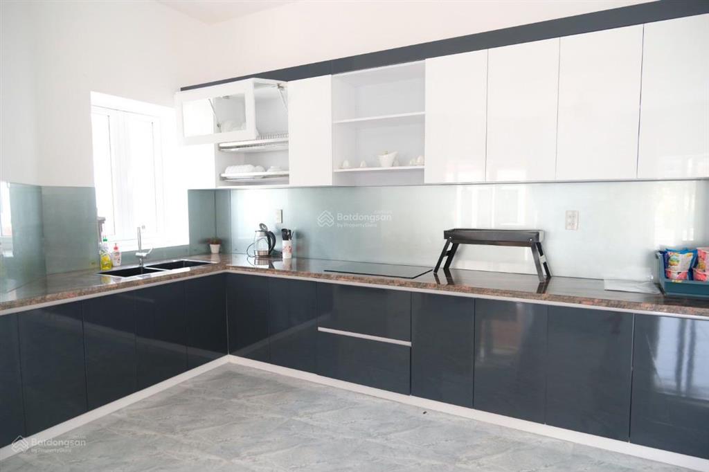 Chính chủ bán villa hoa tiên paradise, diện tích 346m2, mặt tiền 13.6m. giá 5.5 tỷ.  0981 133 ***