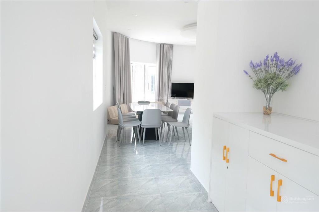 Chính chủ bán villa hoa tiên paradise, diện tích 346m2, mặt tiền 13.6m. giá 5.5 tỷ.  0981 133 ***