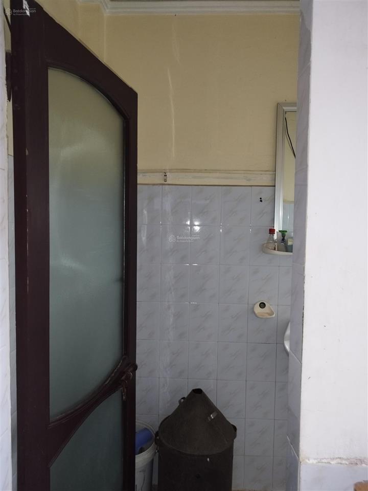 Cho thuê nhà 2 tầng độc lập lô góc 3 mặt thoáng, dt 43m2, ngang 4 m, 52 lê lợi, gia viên, hải phòng
