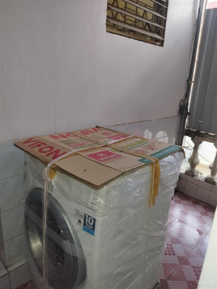Cho thuê nhà 2 tầng độc lập lô góc 3 mặt thoáng, dt 43m2, ngang 4 m, 52 lê lợi, gia viên, hải phòng