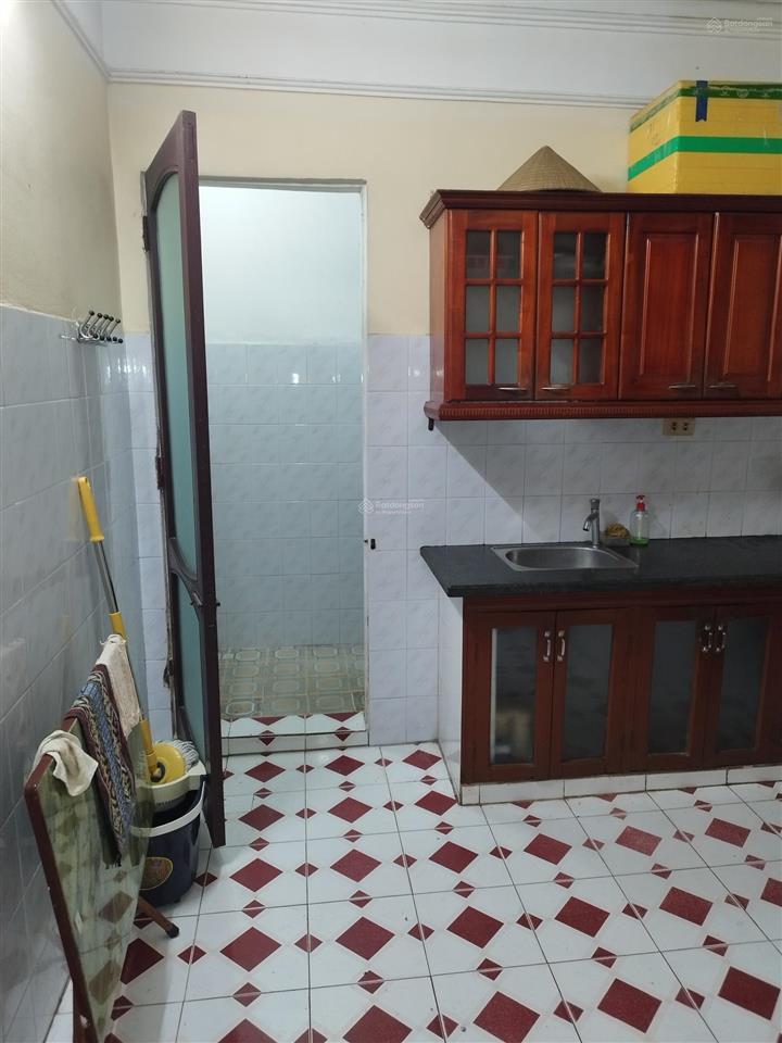 Cho thuê nhà 2 tầng độc lập lô góc 3 mặt thoáng, dt 43m2, ngang 4 m, 52 lê lợi, gia viên, hải phòng