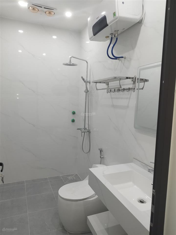 Chính chủ bán nhà 4 tầng độc lập mới, đông nam, dt 58m2, đường phủ thượng đoạn, đông hải, hải phòng