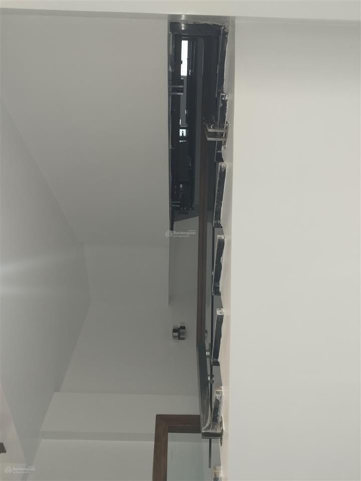 Chính chủ bán nhà 4 tầng độc lập mới, đông nam, dt 58m2, đường phủ thượng đoạn, đông hải, hải phòng